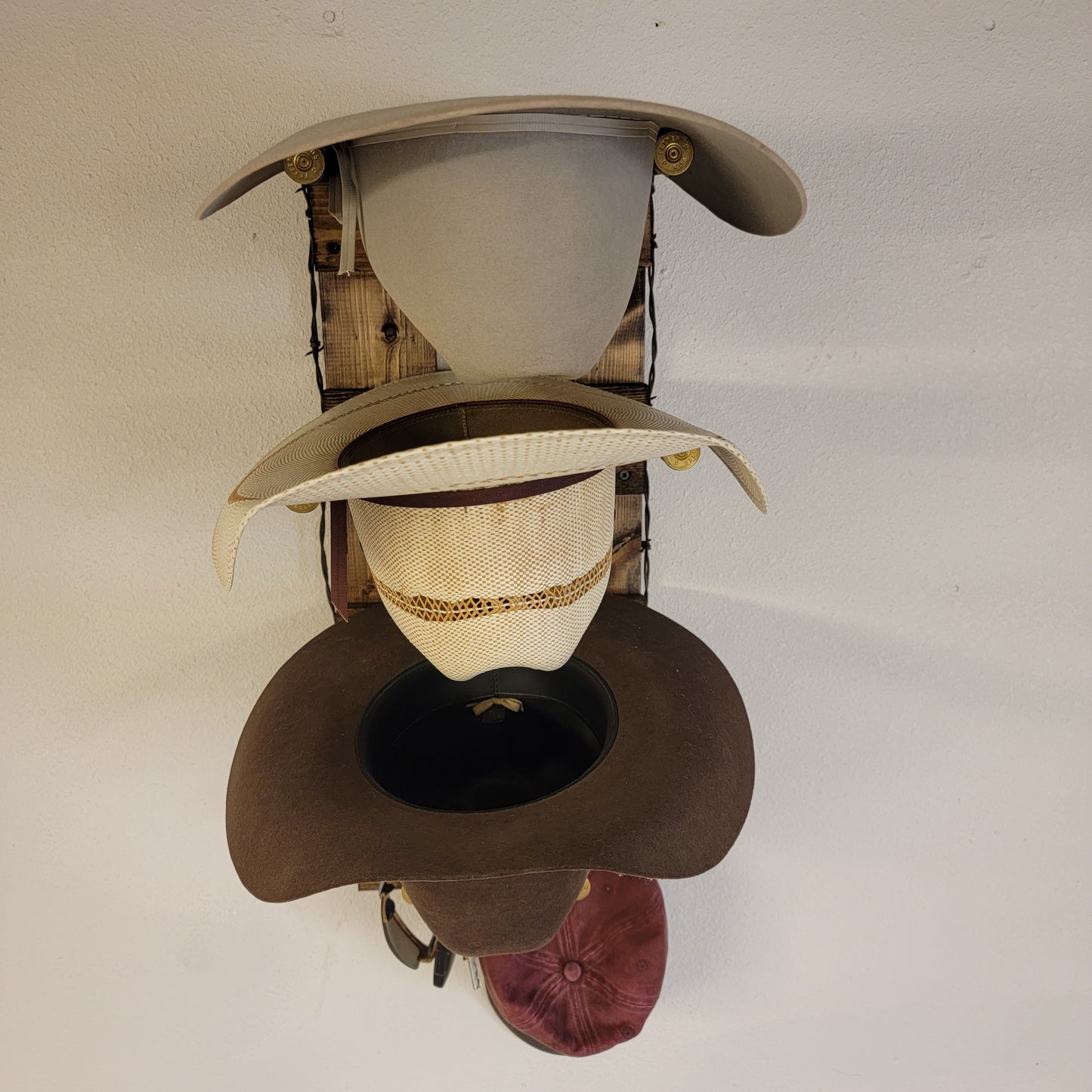 3V - Cowboy Hat Rack - 3 Hat Vertical Functional Western Decor