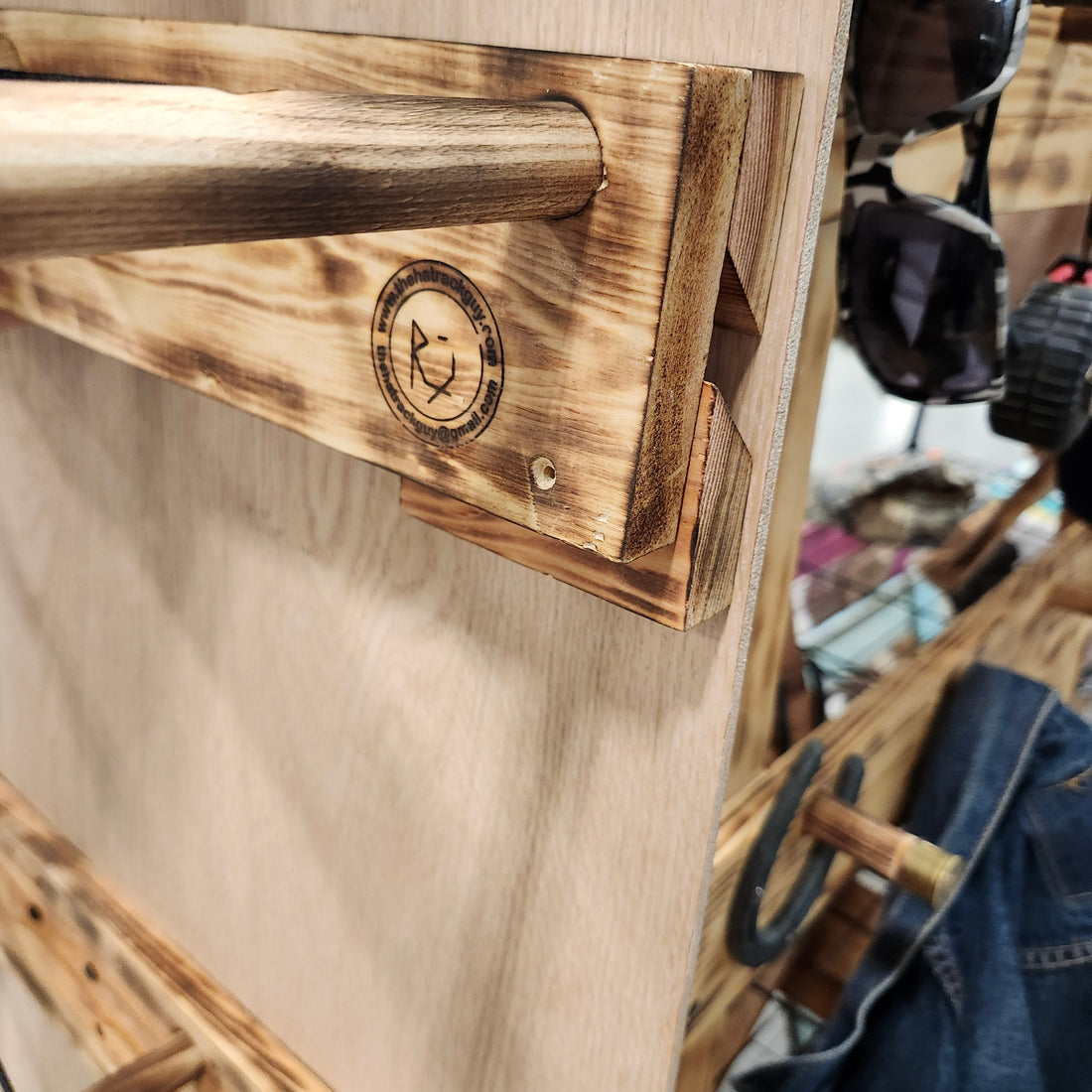 Travel Hat Rack for Trailer: Secure Storage Guide