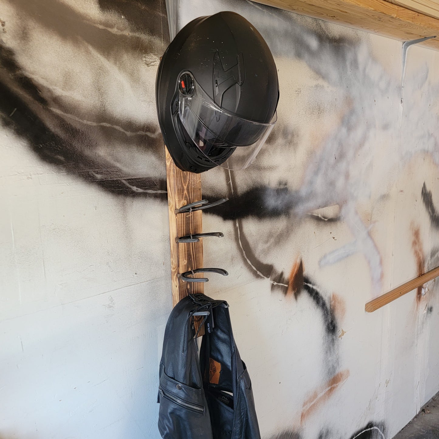 SHR - Steel Horse Rack - Motorcycle Helmet Storage