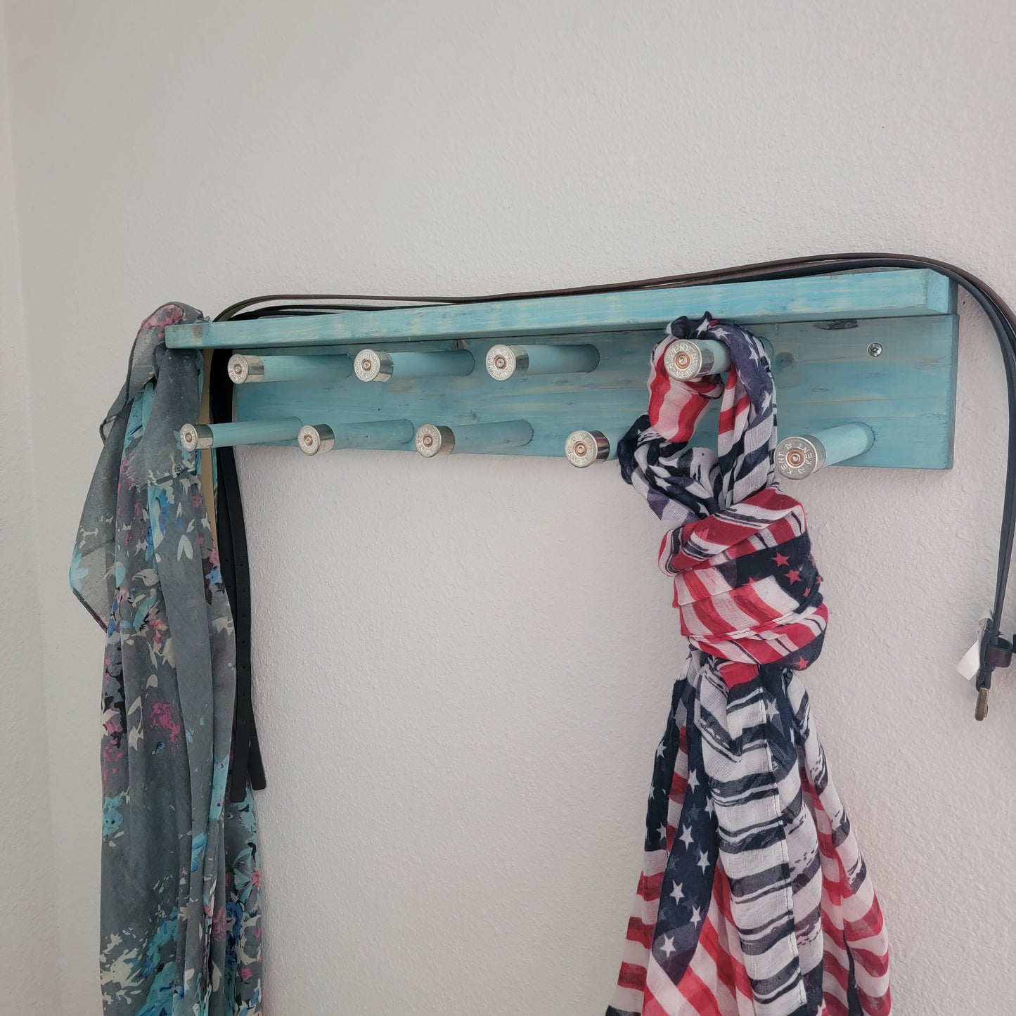 SRWS - Scarf Rack with Shelf
