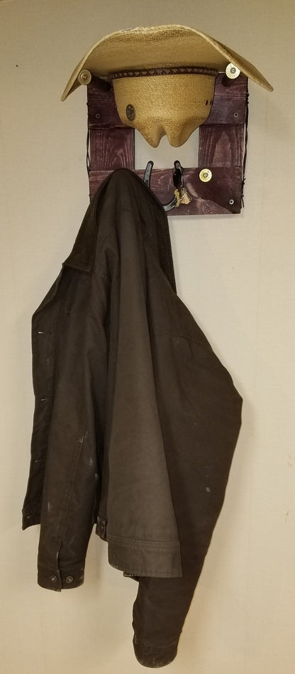 1H - Cowboy Hat Rack - 1 Hatter Functional Western Decor