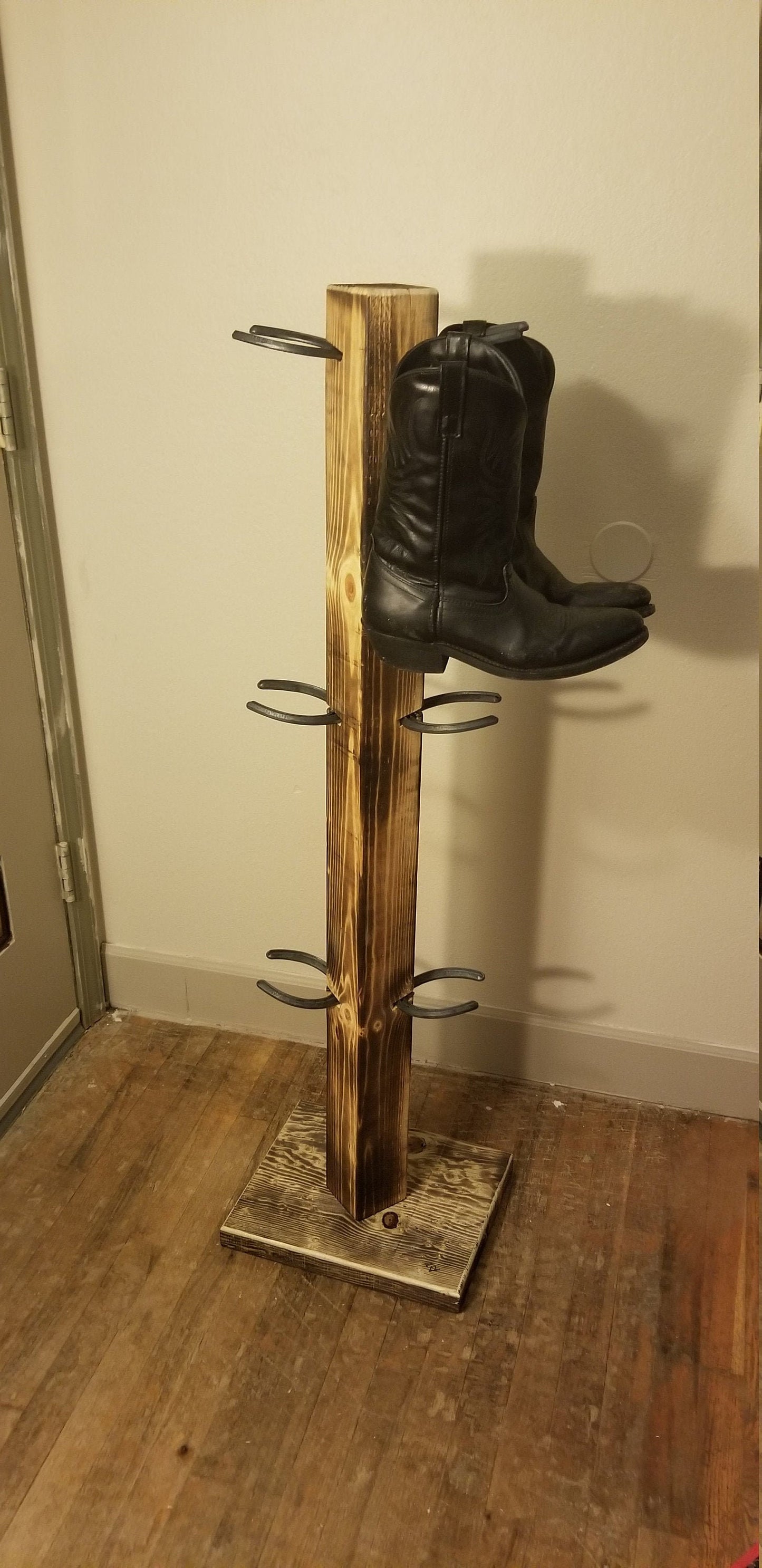 6BT - Cowboy Boot Rack - 6 Cap Boot Tree